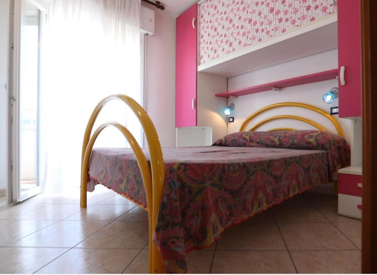 Residence La Pigna Rosolina Mare Eksteriør billede