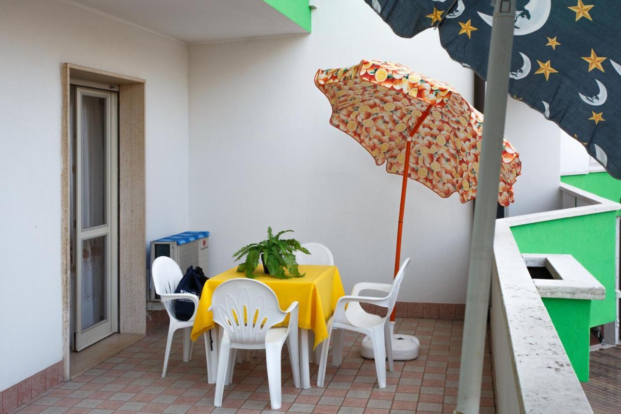 Residence La Pigna Rosolina Mare Eksteriør billede