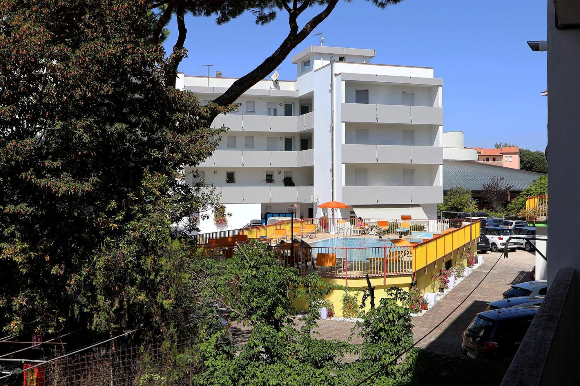 Residence La Pigna Rosolina Mare Eksteriør billede
